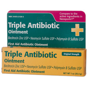 26082_tripleointment-1oz-box.jpg