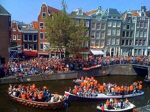 532px-Amsterdam's_Canals.jpg